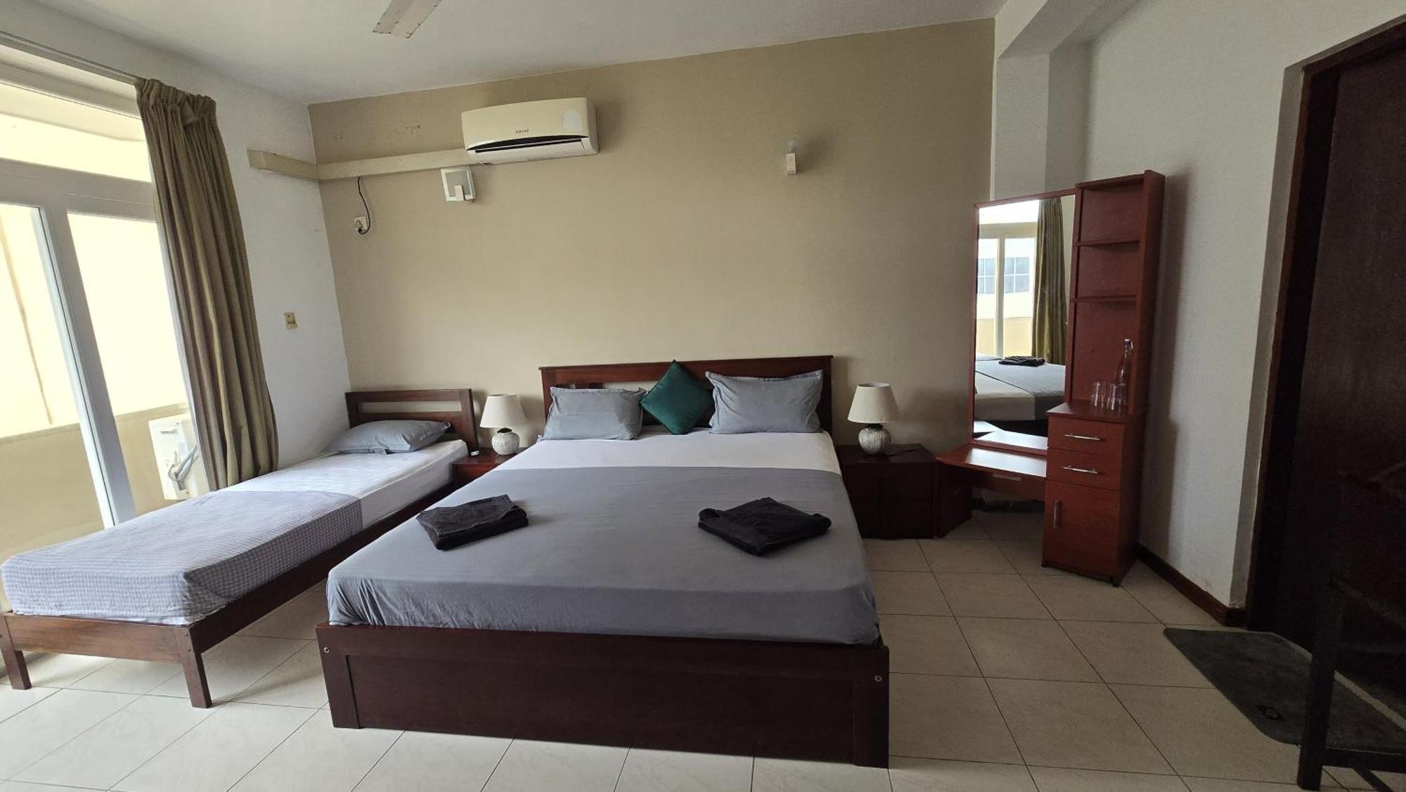 Palmyrah Residencies Hotel Colombo Kültér fotó